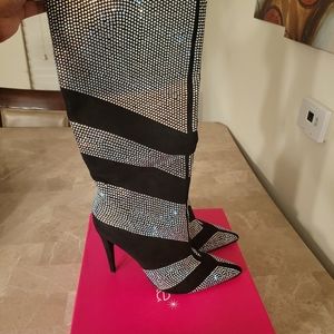 Shoe Dazzle Size 12 Black Bedazzled Heeled Boot